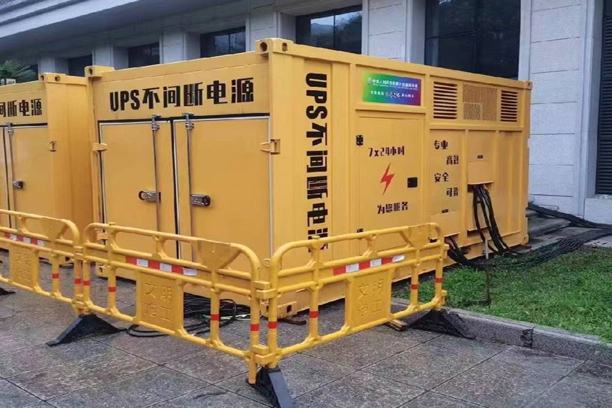 六枝特发电机租赁施工现场